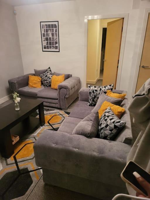 Bakewell House Apartment *
