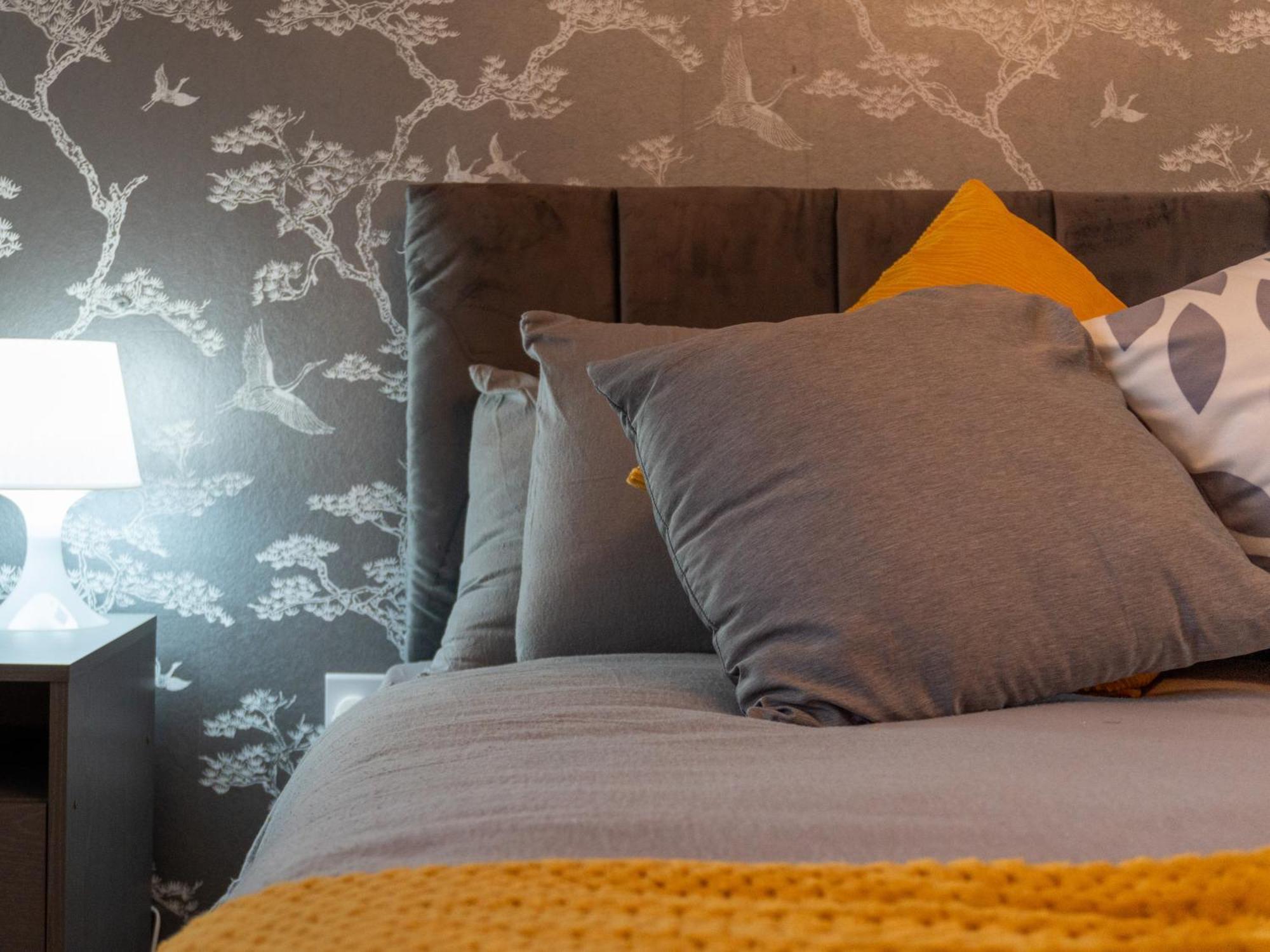 Bakewell House Apartment *